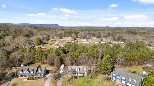 191 Haleys Cove Drive, Chickamauga, GA 30707