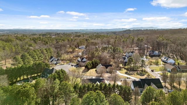 191 Haleys Cove Drive, Chickamauga, GA 30707