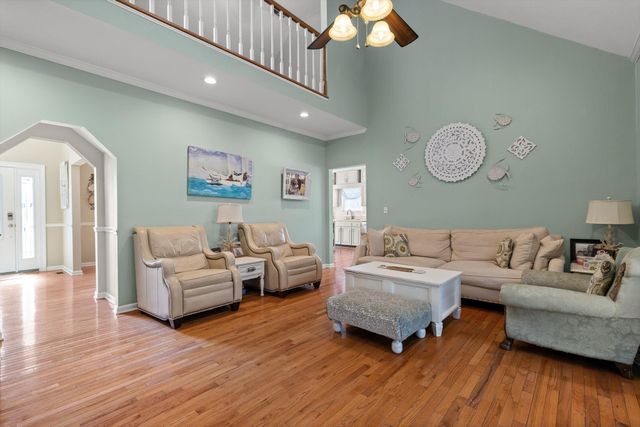 191 Haleys Cove Drive, Chickamauga, GA 30707