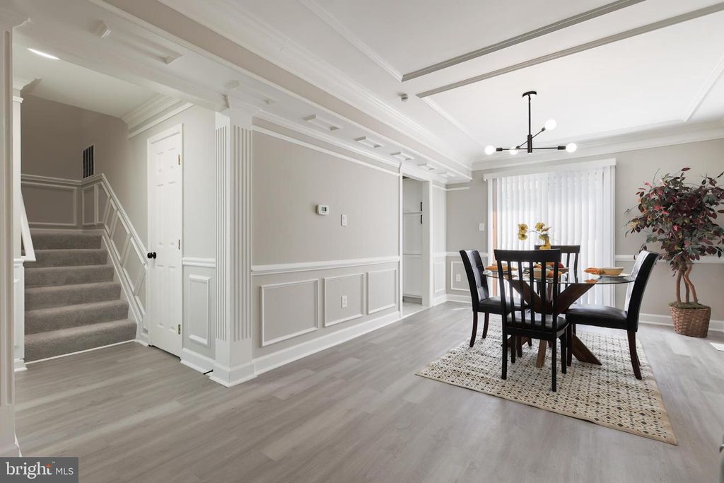 24 ANNA CT #285, Gaithersburg, MD 20877