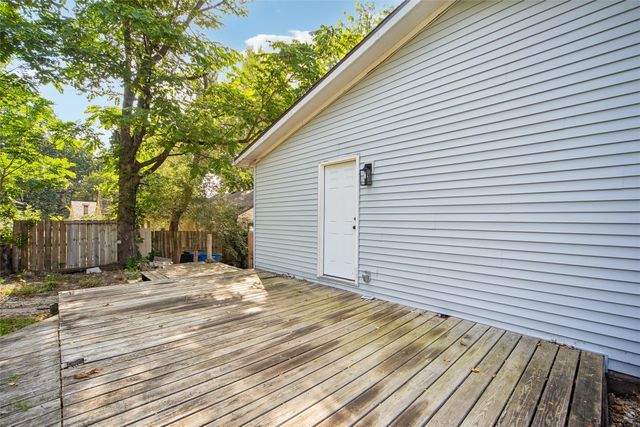 409 Davis Avenue, Des Moines, IA 50315