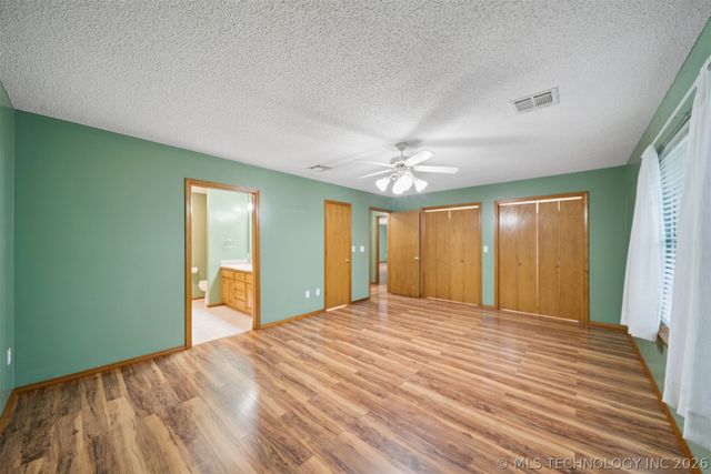 616 Grove Crest Road, Pryor, OK 74361