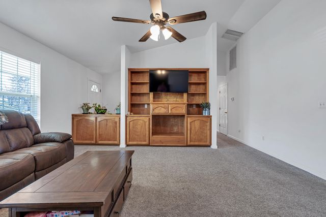 13725 Gas Point Road, Igo, CA 96047