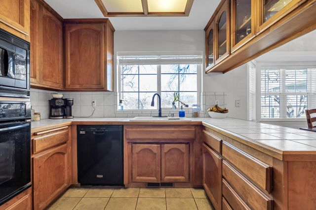 13725 Gas Point Road, Igo, CA 96047