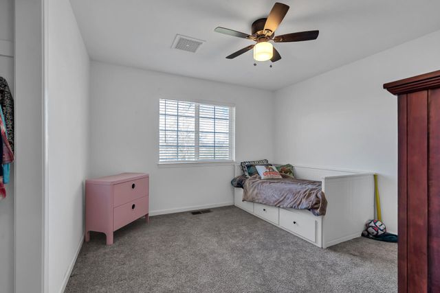 13725 Gas Point Road, Igo, CA 96047