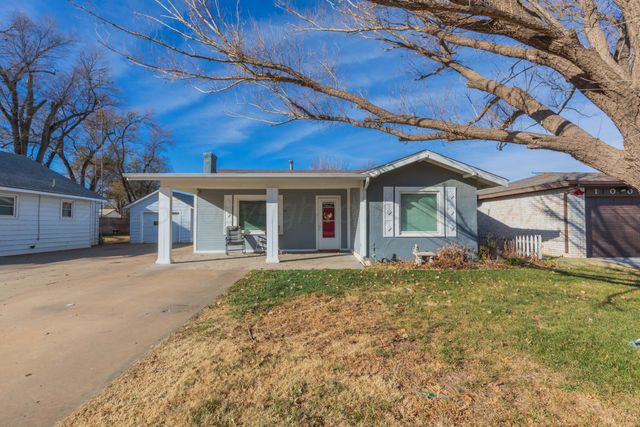 1010 Elm Avenue, Dalhart, TX 79022