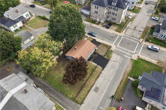 546 Robinson Street, Woonsocket, RI 02895