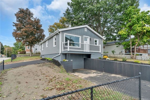 546 Robinson Street, Woonsocket, RI 02895