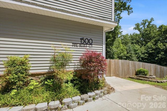 1500 Pine Bluff Court, Fort Mill, SC 29708