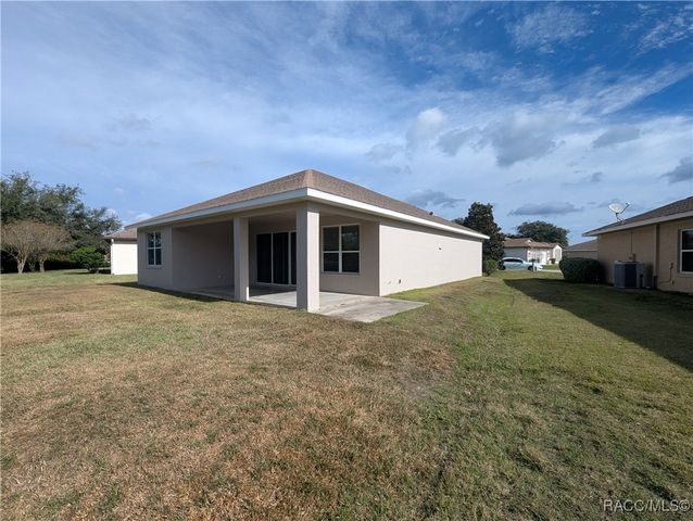 1882 W Angelica Loop, Lecanto, FL 34461