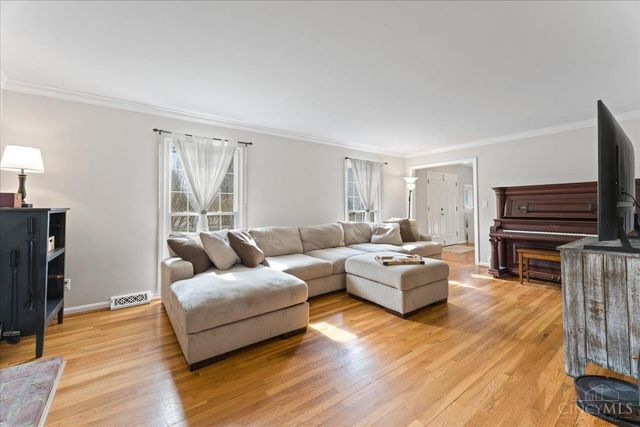 822 Stanton Avenue, Terrace Park, OH 45174