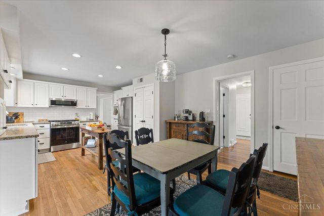 822 Stanton Avenue, Terrace Park, OH 45174