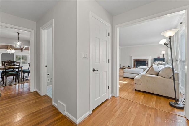 822 Stanton Avenue, Terrace Park, OH 45174