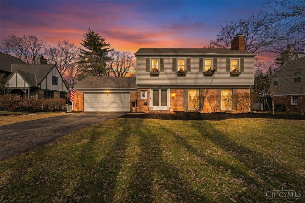 822 Stanton Avenue, Terrace Park, OH 45174