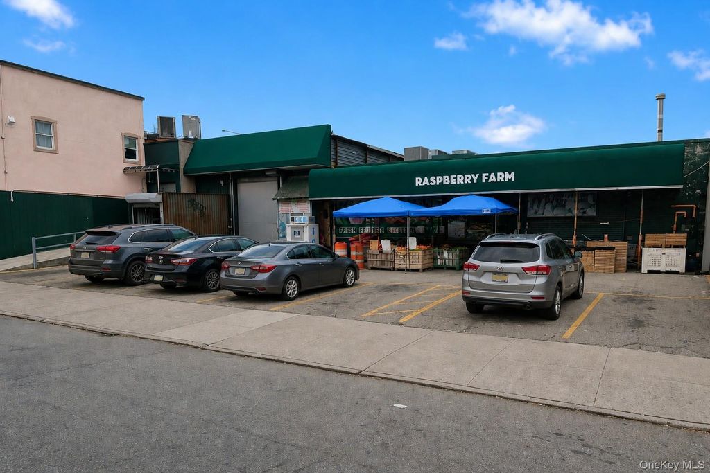 150-15 14th Avenue, Whitestone, NY 11357