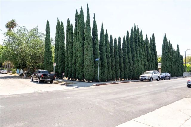 4615 Brunswick Avenue, Los Angeles, CA 90039