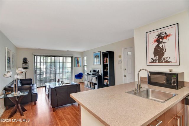 54 Lear Court, East Brunswick, NJ 08816