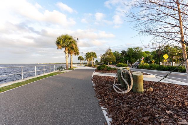 455 RIVERVIEW AVENUE, Sanford, FL 32771