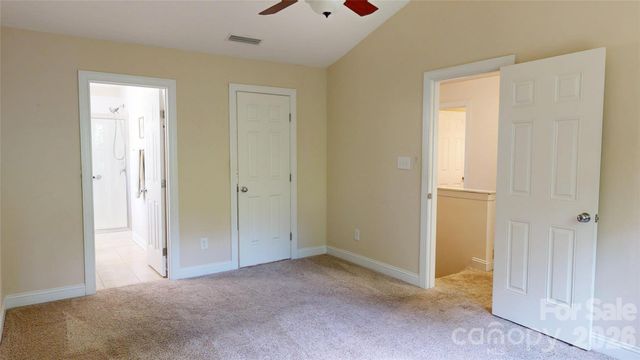 10731 Forest Drive, Matthews, NC 28105