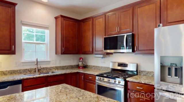 10731 Forest Drive, Matthews, NC 28105