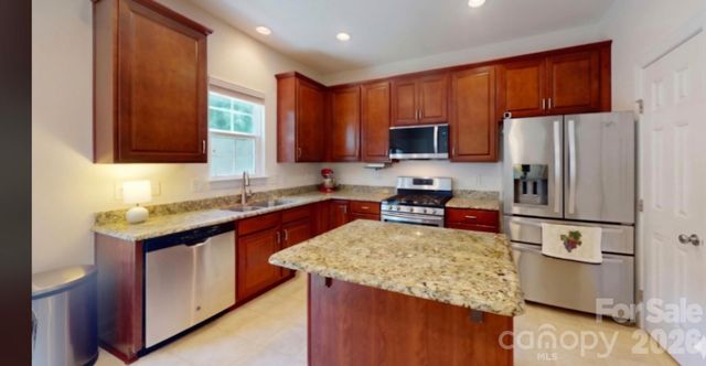 10731 Forest Drive, Matthews, NC 28105