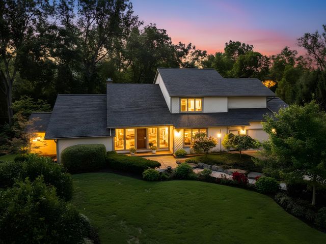 1109 Millcreek Lane, Upper Arlington, OH 43220