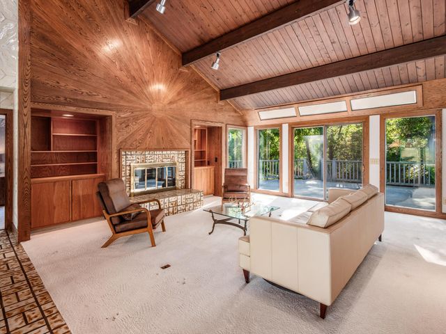 1109 Millcreek Lane, Upper Arlington, OH 43220