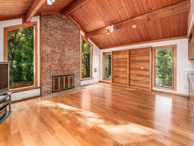 1109 Millcreek Lane, Upper Arlington, OH 43220