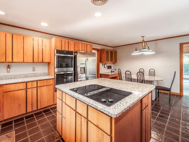 1109 Millcreek Lane, Upper Arlington, OH 43220