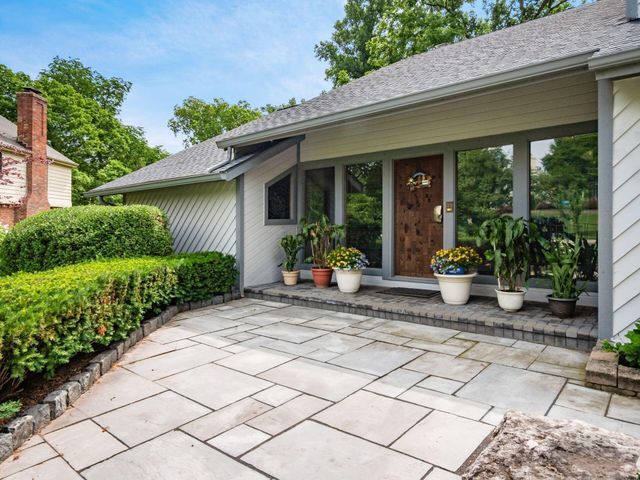 1109 Millcreek Lane, Upper Arlington, OH 43220