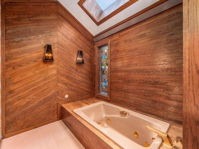 1109 Millcreek Lane, Upper Arlington, OH 43220