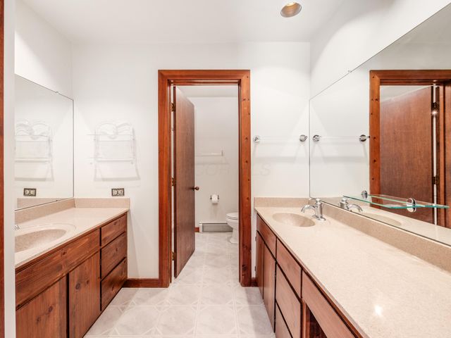 1109 Millcreek Lane, Upper Arlington, OH 43220