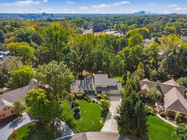 1109 Millcreek Lane, Upper Arlington, OH 43220