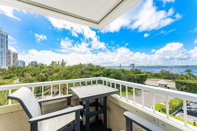 5280 N Ocean Drive 1e, Singer Island, FL 33404