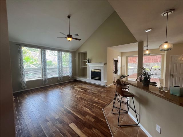 26 Merit Woods Place, The Woodlands, TX 77382