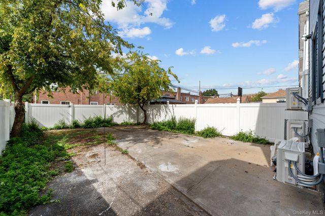 11638 219th Street, Cambria Heights, NY 11411