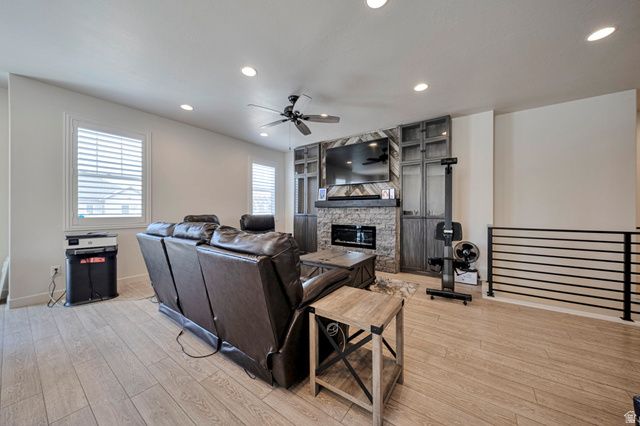 5647 KESTREL LN, Stansbury Park, UT 84074