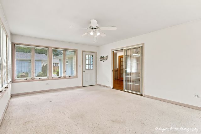 303 N Green Street, Mchenry, IL 60050