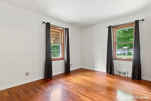 303 N Green Street, Mchenry, IL 60050