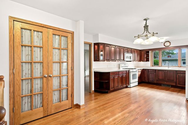 303 N Green Street, Mchenry, IL 60050
