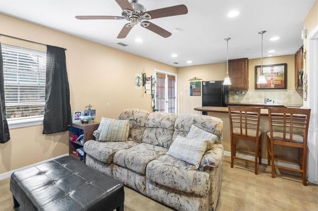 6980 Laverne Drive S, Mobile, AL 36618