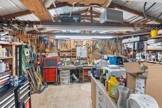 6980 Laverne Drive S, Mobile, AL 36618