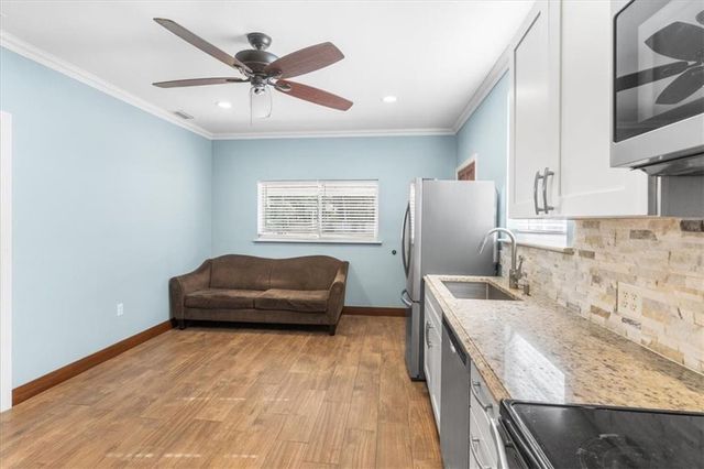 6980 Laverne Drive S, Mobile, AL 36618