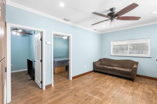 6980 Laverne Drive S, Mobile, AL 36618