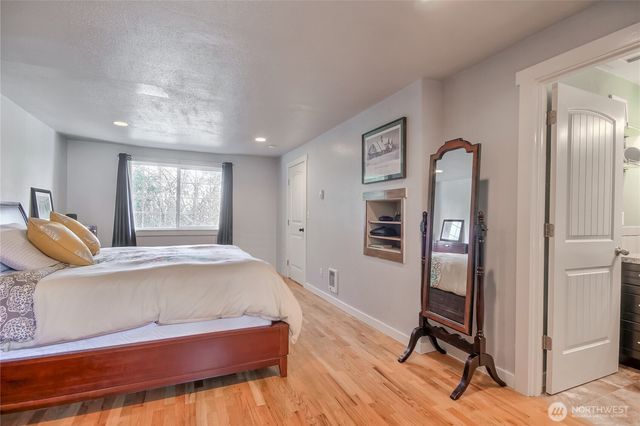 7417 S Prospect Street, Tacoma, WA 98409