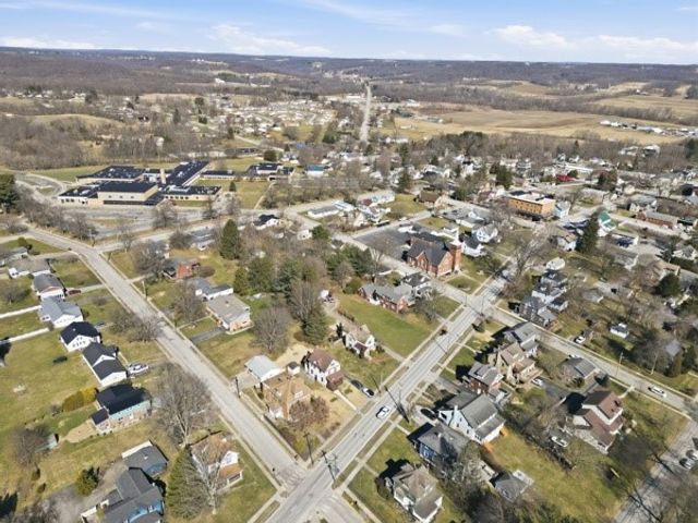 436 W Neshannock Avenue, New Wilmington Boro, PA 16142