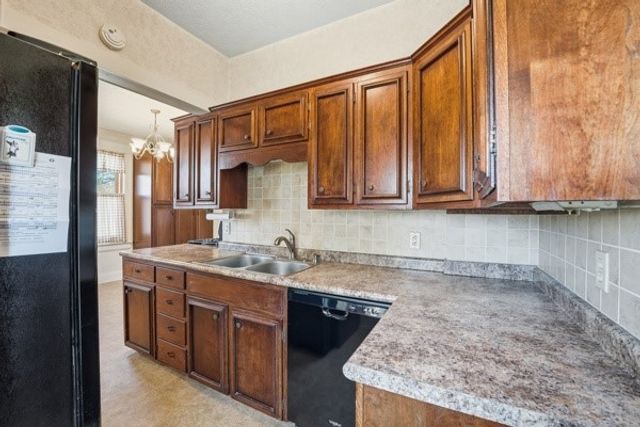 436 W Neshannock Avenue, New Wilmington Boro, PA 16142