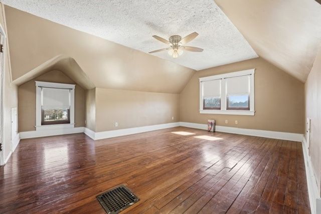 436 W Neshannock Avenue, New Wilmington Boro, PA 16142