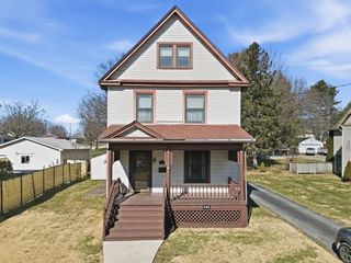 436 W Neshannock Avenue, New Wilmington Boro, PA 16142
