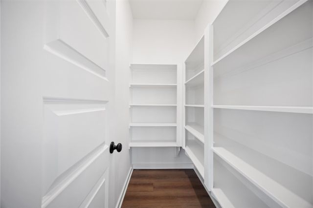 5318 Latigo Court, Alvin, TX 77511